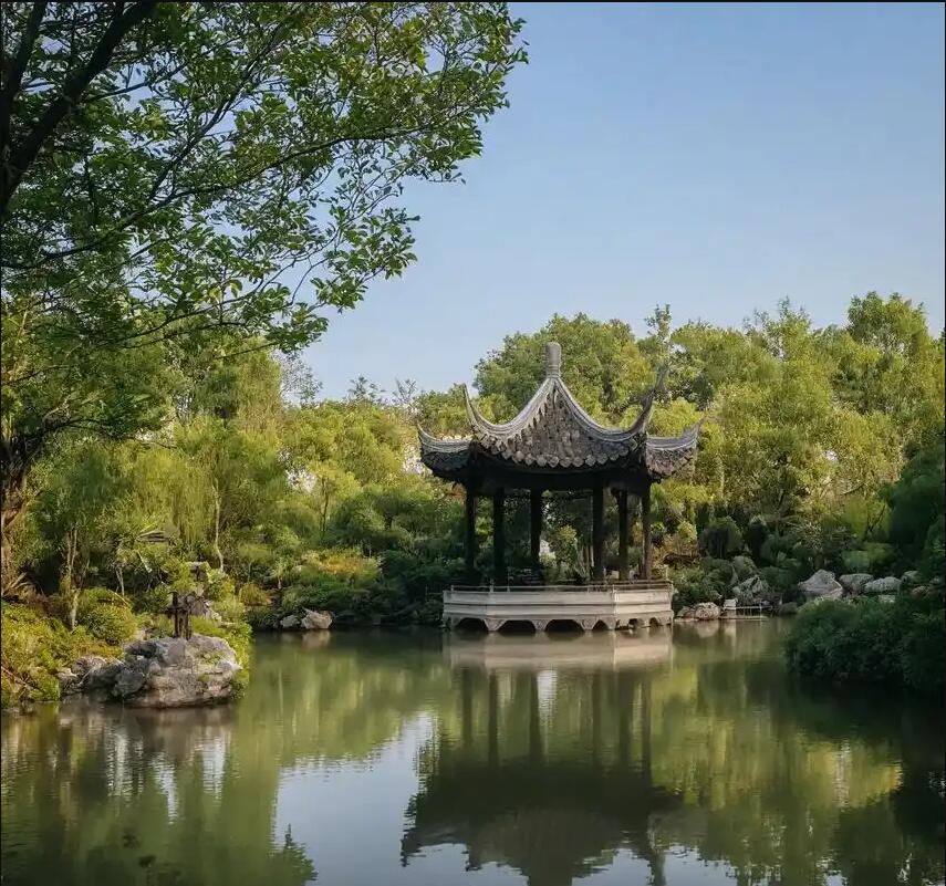 廊坊安次狼狈餐饮有限公司